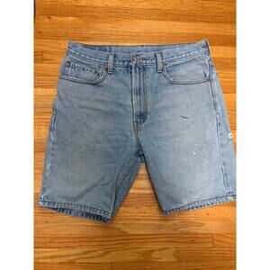 Levi’s 505 Light Wash Cut-Off Shorts (W32) – Distressed Vintage Denim